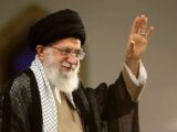 پیکر رهبر شهید به خاک سپرده شد